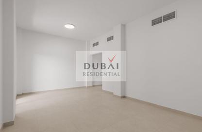 Apartment - 1 - 1 for rent in The Gardens Building 73 - The Gardens Buildings - The Gardens - Dubai