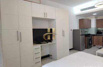 Apartment - Studio - 1 Bathroom for sale in Crystal Residence - District 11 - Jumeirah Village Circle - Dubai