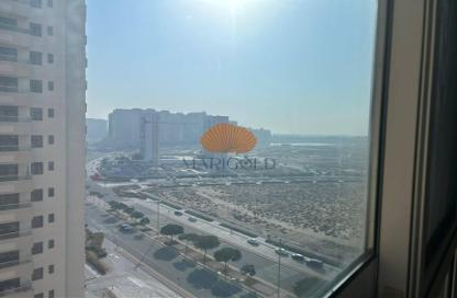 Apartment - 3 Bedrooms - 5 Bathrooms for rent in Centrium Tower 1 - Centrium Towers - Dubai Production City (IMPZ) - Dubai