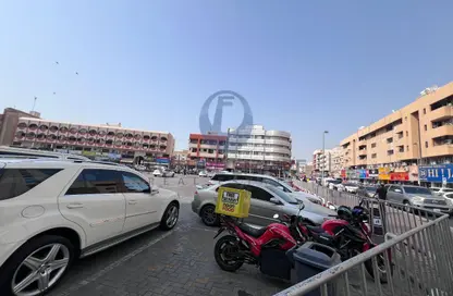 متجر - استوديو للايجار في السوق الكبير - بر دبي - دبي