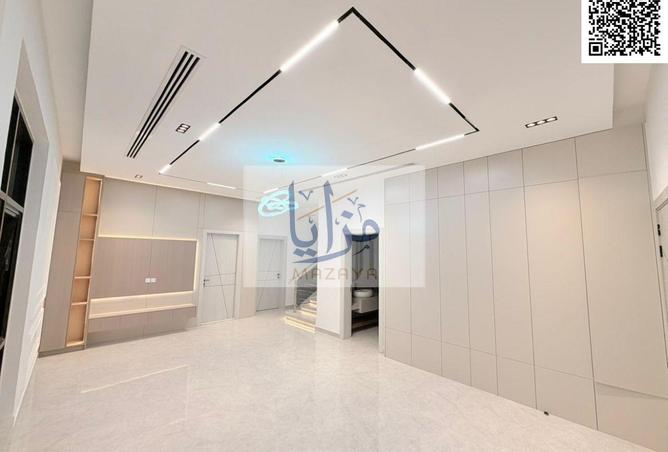 130654967 - Property Image 3