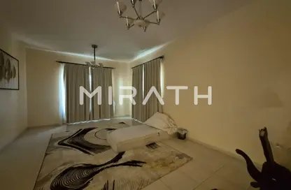 Villa - 4 Bedrooms - 5 Bathrooms for rent in Jumeirah 3 Villas - Jumeirah 3 - Jumeirah - Dubai