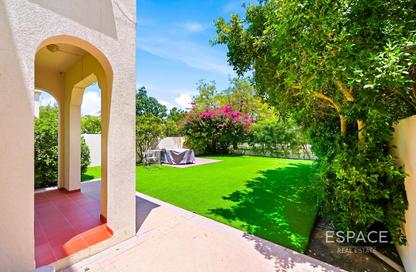 Villa - 2 Bedrooms - 3 Bathrooms for rent in Springs 12 - The Springs - Dubai