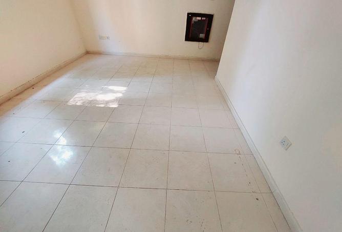 83681031 - Property Image 3