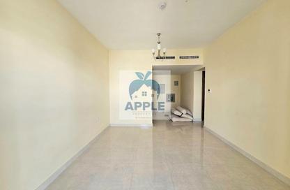 Apartment - 1 Bedroom - 2 Bathrooms for rent in Muwaileh 3 Building - Muwaileh - Sharjah