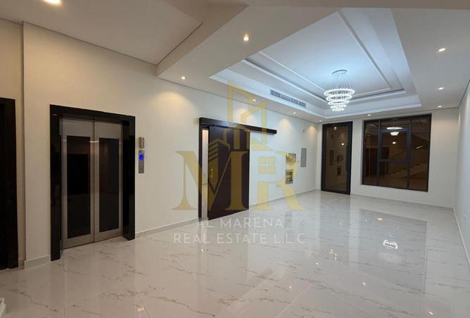 67819389 - Property Image 3