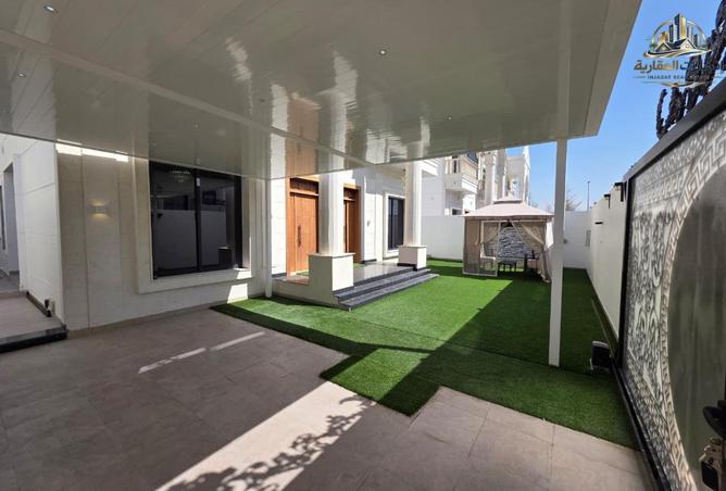 72304681 - Property Image 3