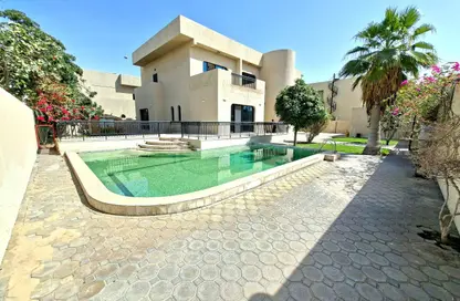 فيلا - 4 غرف نوم - 5 حمامات للايجار في الفلج - ضاحية الرقة - الشارقة