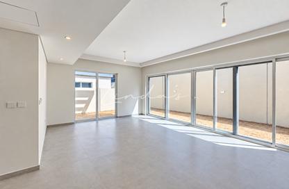 Townhouse - 4 - 4 for rent in Verona - Damac Hills 2 - Dubai