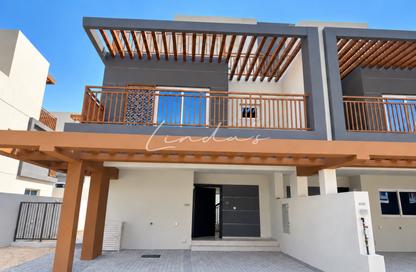 Townhouse - 4 - 4 for rent in Verona - Damac Hills 2 - Dubai