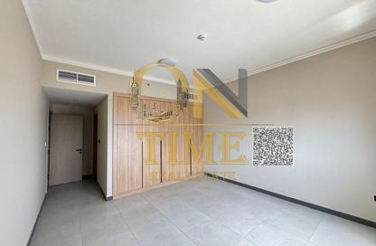 Apartment - 3 Bedrooms - 4 Bathrooms for rent in Ajman Corniche Residences - Ajman Corniche Road - Ajman