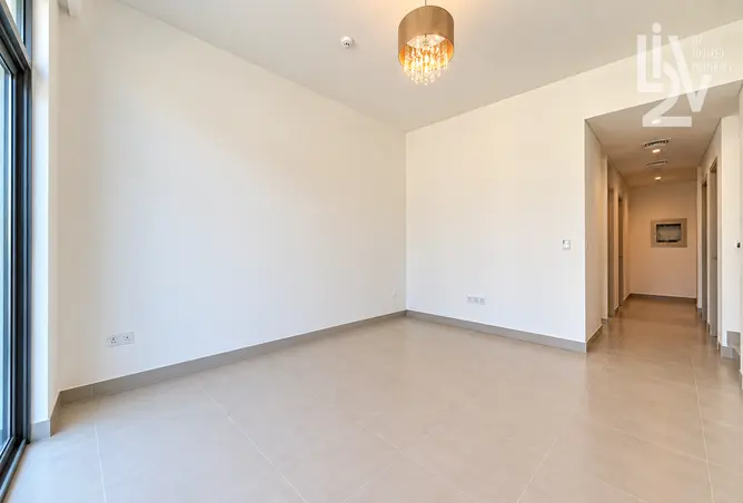 152813111 - Property Image 3