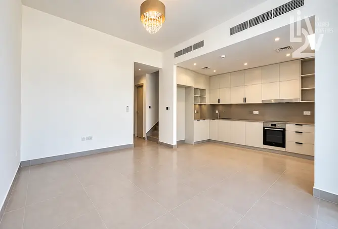 152813111 - Property Image 2