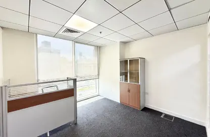 مكتب - استوديو - 2 حمامات للايجار في برج مدينة زايد - منطقة المرور - أبوظبي