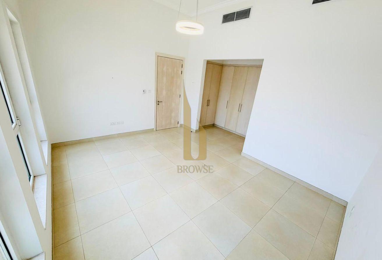 EXCELLENT QUALITY VILLA + HUGE P/GARDEN + 5BR photo 24