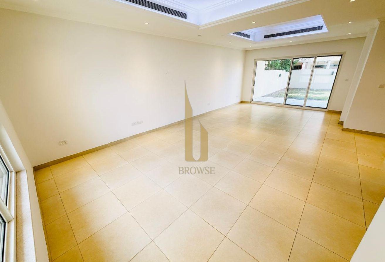 EXCELLENT QUALITY VILLA + HUGE P/GARDEN + 5BR photo 8