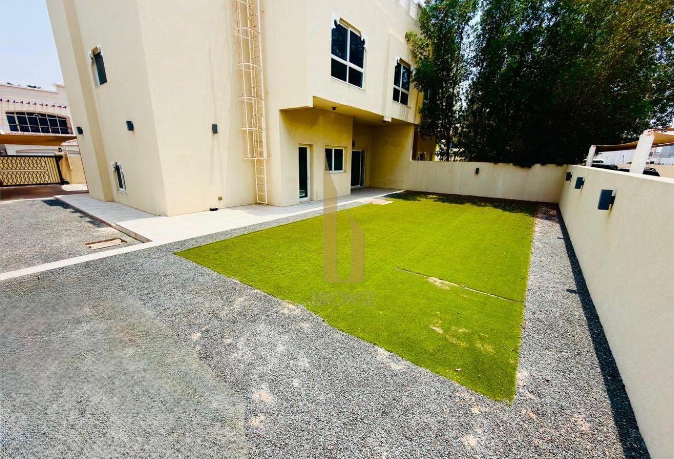 EXCELLENT QUALITY VILLA + HUGE P/GARDEN + 5BR photo 3