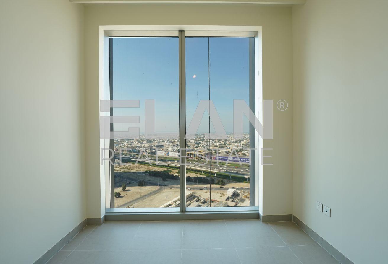 Ready to Move | Spacious | Corner Unit | Mid Floor photo 14