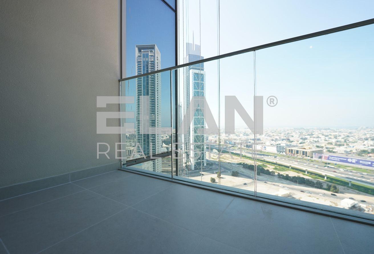 Ready to Move | Spacious | Corner Unit | Mid Floor photo 16