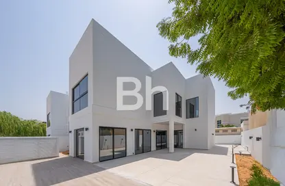 Villa - 4 Bedrooms - 6 Bathrooms for rent in Umm Suqeim 3 Villas - Umm Suqeim 3 - Umm Suqeim - Dubai