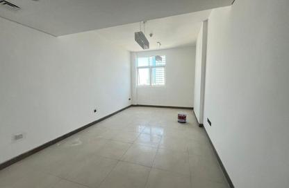 Apartment - 2 Bedrooms - 2 Bathrooms for rent in Bash Mall - Um Altaraffa - Al Gharb - Sharjah