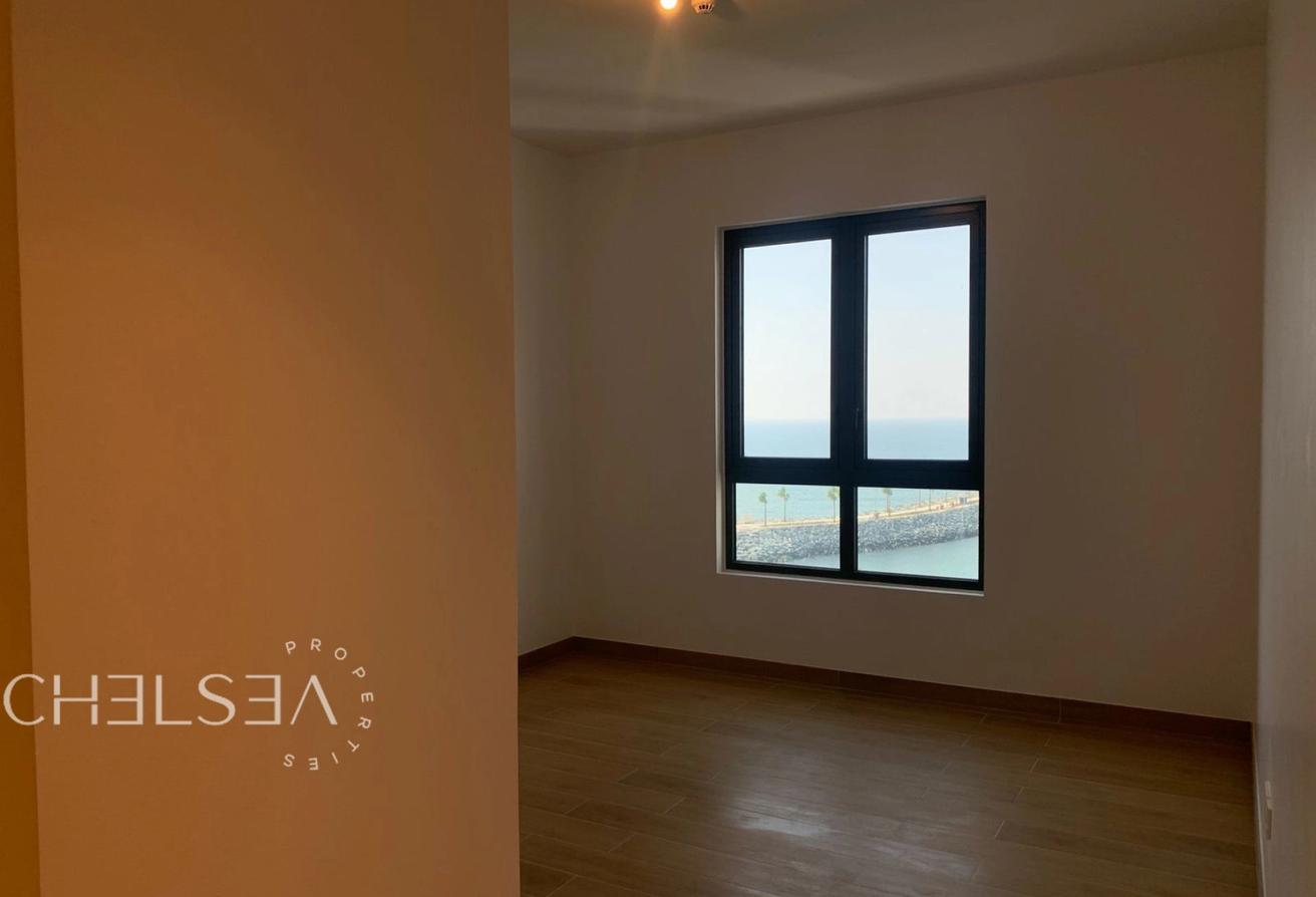 FULL SEA AND MARINA VIEWS | BRAND NEW | VACANT photo 7
