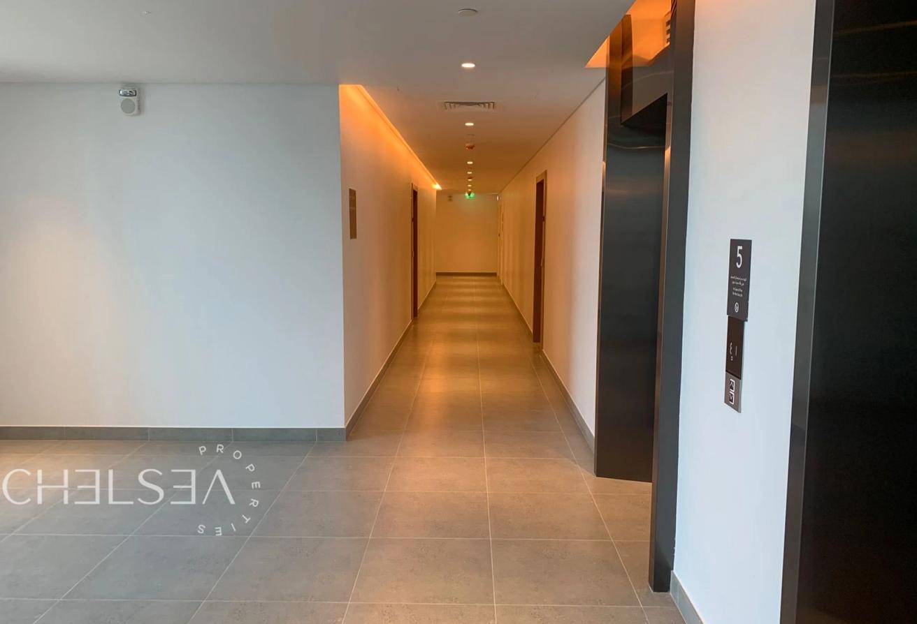 FULL SEA AND MARINA VIEWS | BRAND NEW | VACANT photo 11