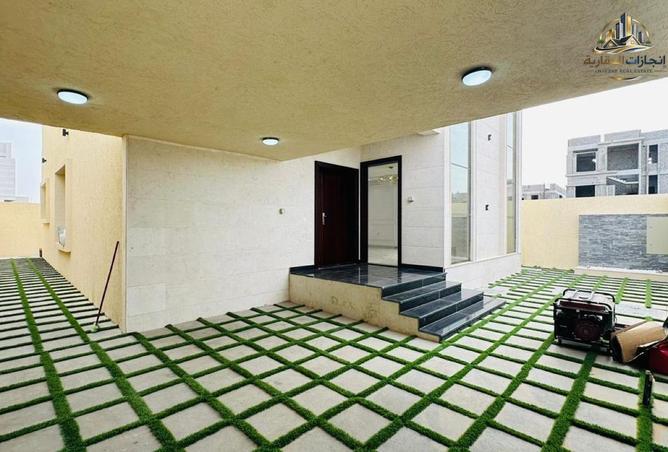 72309341 - Property Image 2