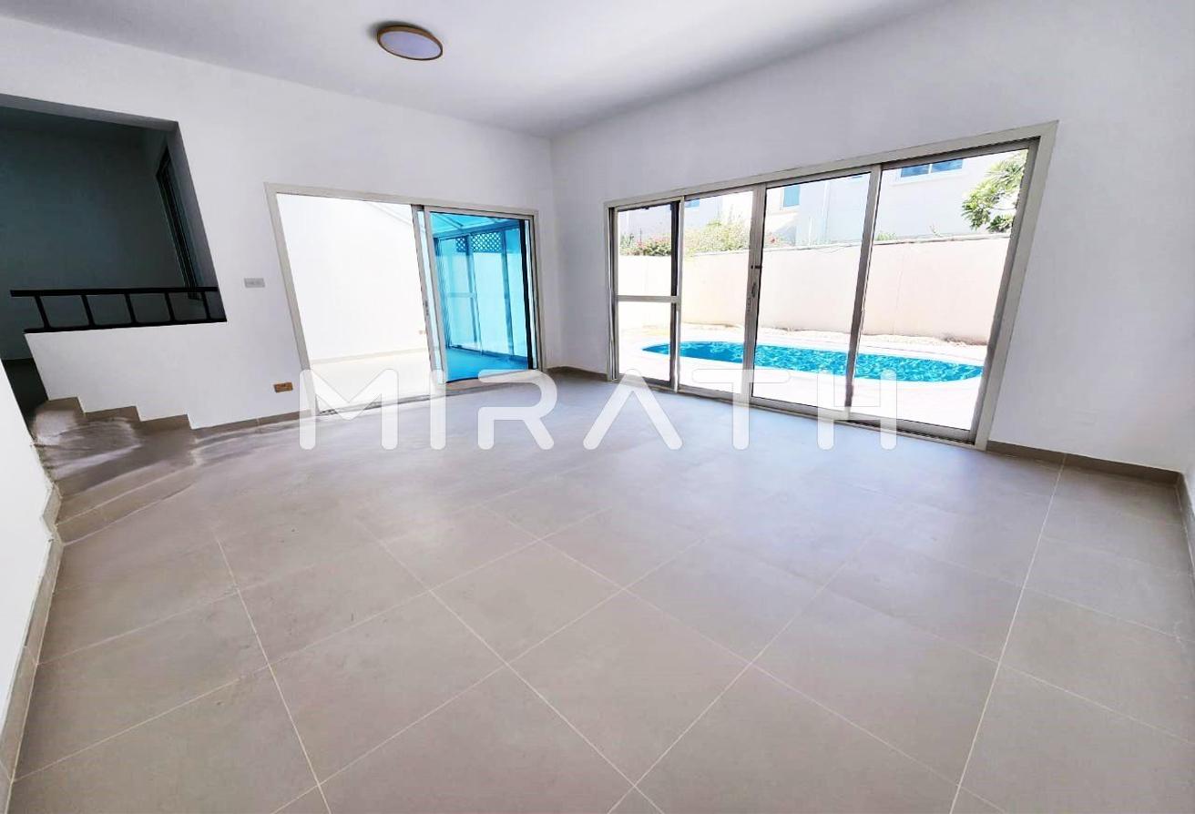 Stunning Villa | Private Pool | Maid’s Room photo 4
