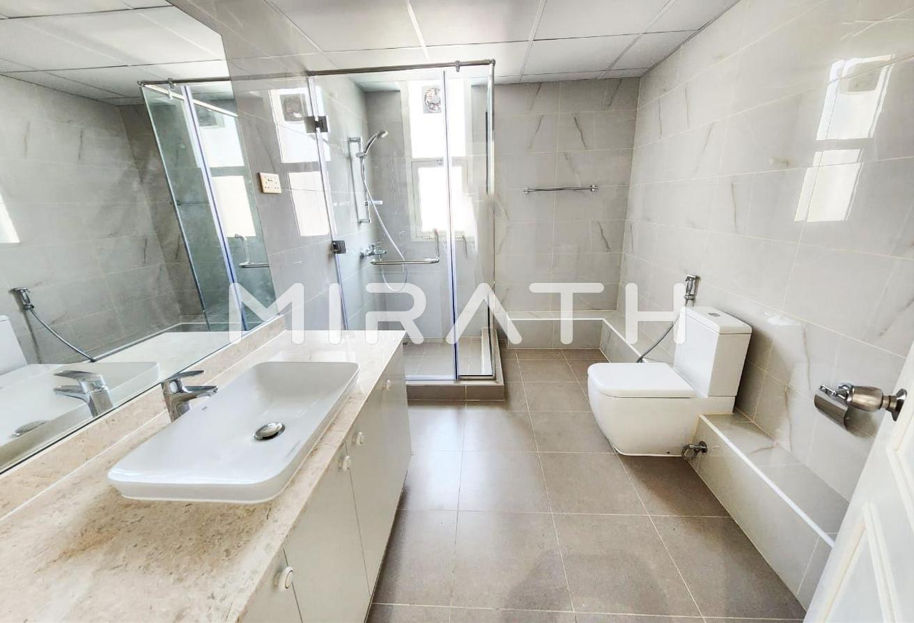Stunning Villa | Private Pool | Maid’s Room photo 10