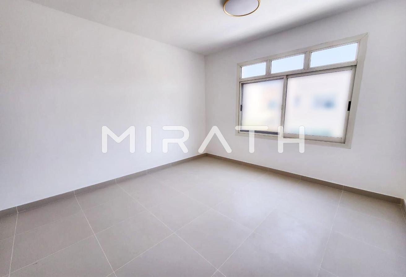 Stunning Villa | Private Pool | Maid’s Room photo 11