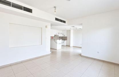 Townhouse - 3 - 4 for rent in Noor Townhouses - Town Square - Dubai