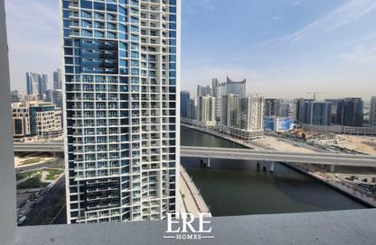 Apartment - Studio - 1 Bathroom for rent in Damac Maison Prive - Business Bay - Dubai