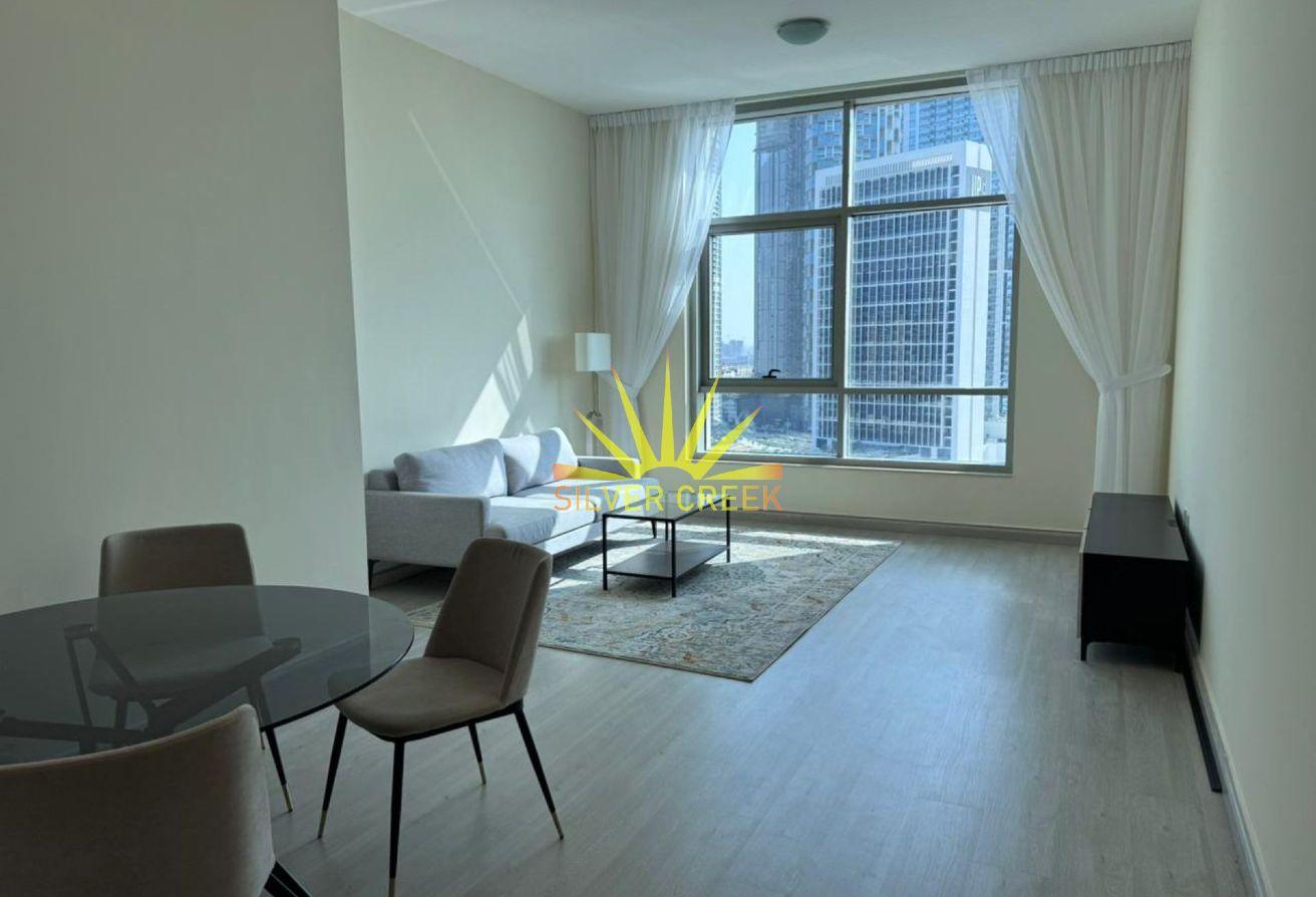 Upgraded|Bright and Furnished 1br| 1.5 bath|Vacant photo 3