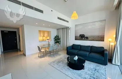 Apartment - 1 Bedroom - 2 Bathrooms for rent in Boulevard Crescent Tower 1 - BLVD Crescent - Downtown Dubai - Dubai