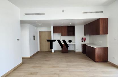 Apartment - 1 Bedroom - 1 Bathroom for rent in La Rive Building 1 - La Rive - Port de La Mer - La Mer - Jumeirah - Dubai