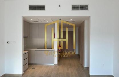 Apartment - Studio - 1 for rent in Waters Edge - Yas Island - Abu Dhabi