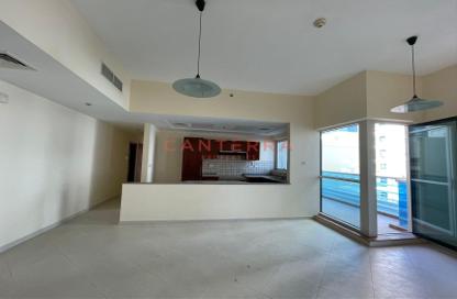 Apartment - 2 Bedrooms - 2 Bathrooms for rent in Cascades Tower - Dubai Marina - Dubai
