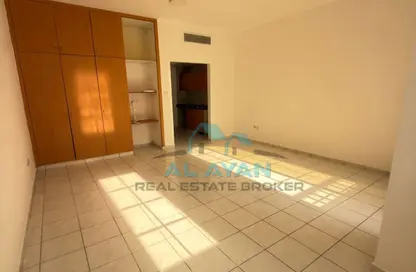 Apartment - 1 Bathroom for rent in Building U06 - Italy Cluster - International City - Dubai