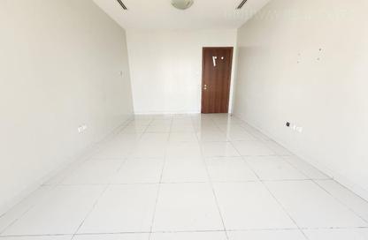 Apartment - 3 Bedrooms - 4 Bathrooms for rent in Sahara Tower 4 - Sahara Complex - Al Nahda - Sharjah