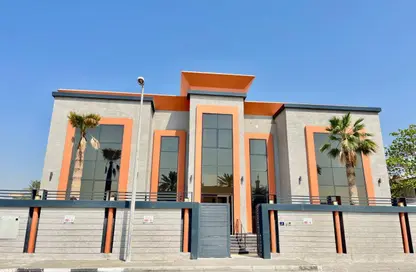 Villa - 6 Bedrooms - 7+ Bathrooms for rent in Al Jazzat - Al Riqqa - Sharjah