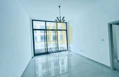 Apartment - 1 - 2 for rent in Talal 2 - Jumeirah Garden City - Al Satwa - Dubai