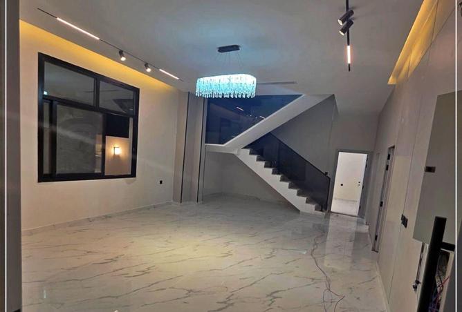107302019 - Property Image 3