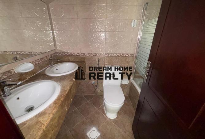 127929117 - Property Image 2