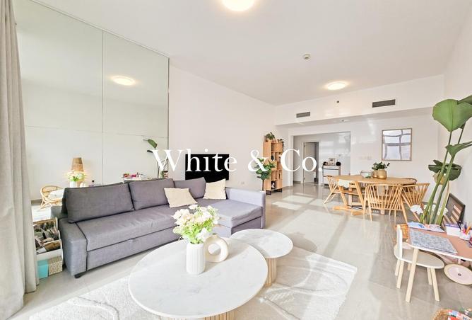 83211104 - Property Image 2