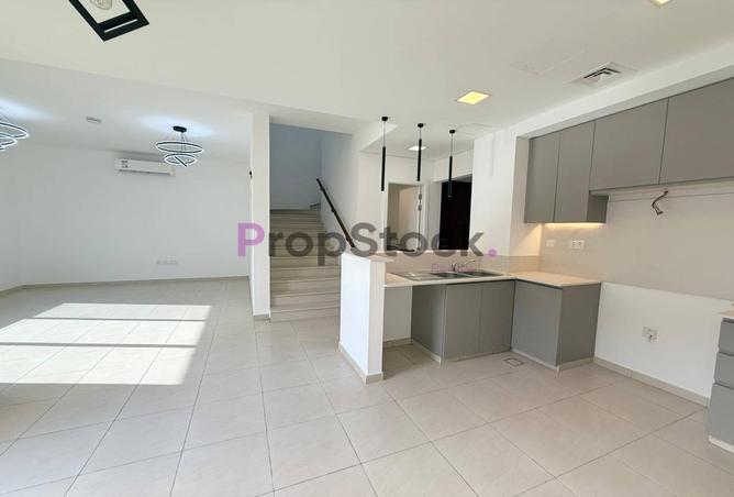 77775234 - Property Main Image