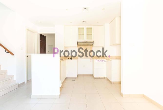 77775234 - Property Image 3