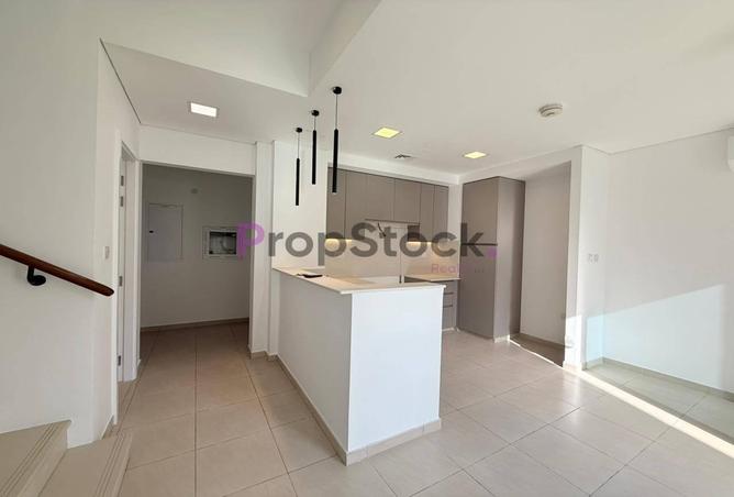 77775234 - Property Image 2