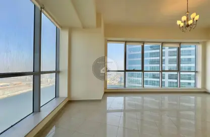 شقة - 3 غرف نوم - 4 حمامات للايجار في برج جلفار السكني - ابراج جلفار - النخيل - رأس الخيمة