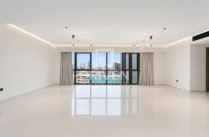 Apartment - 3 - 5 for sale in Al Durrah Tower - Marina Square - Al Reem Island - Abu Dhabi
